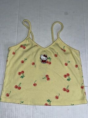 Hello Kitty Cherry Crop Top Yellow Womens Cami Size Medium Sleeveless Y2K